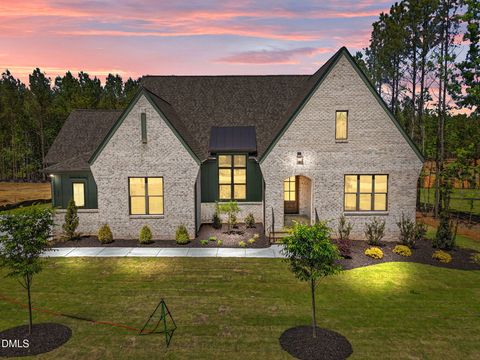 Photo of 35 Spanish Oak Drive, Youngsville, NC 27596 (MLS # 10121631)