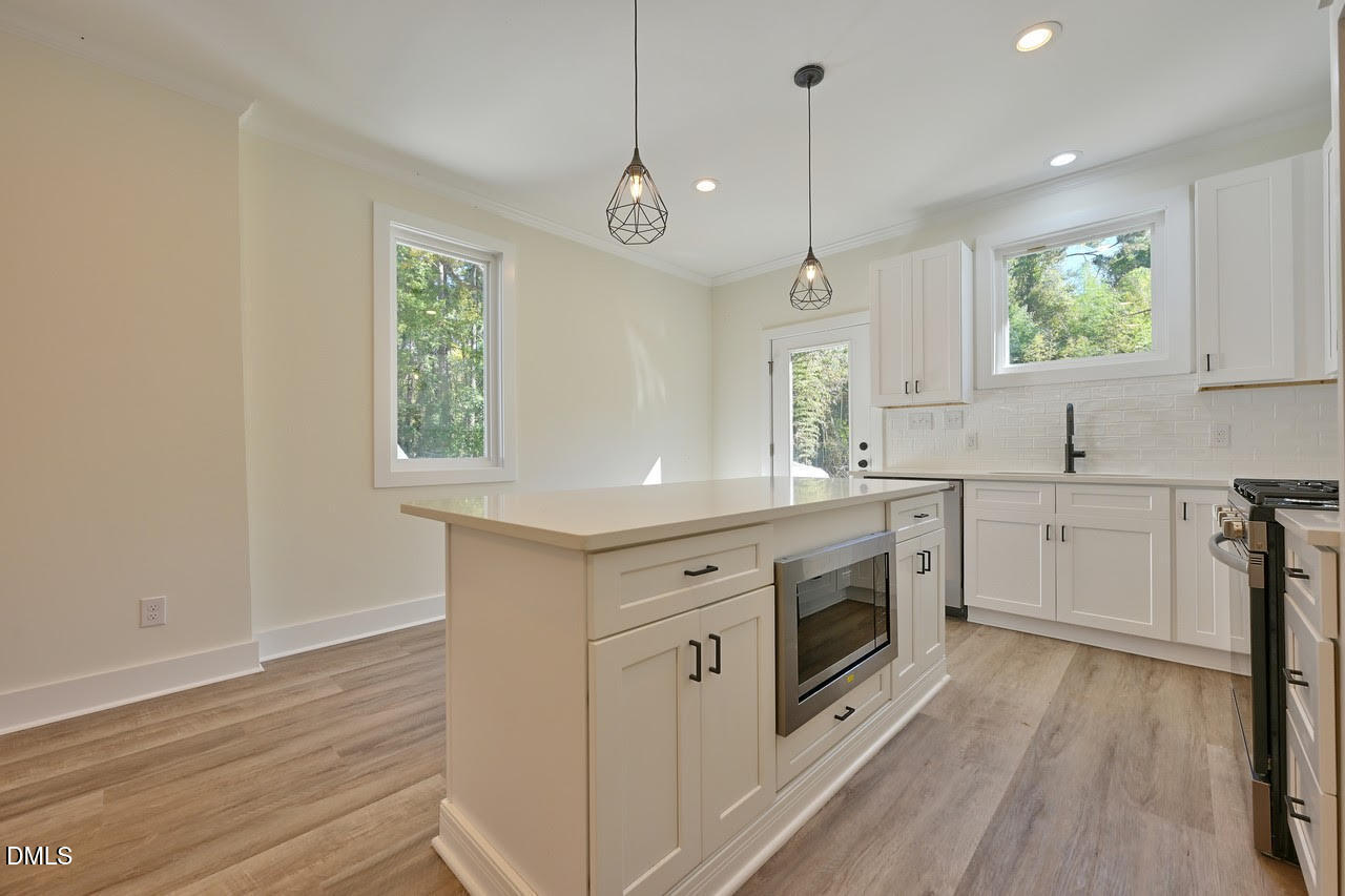 Durham, North Carolina 27703, United States, 3 Bedrooms Bedrooms, ,3 BathroomsBathrooms,Residential,Active,246103