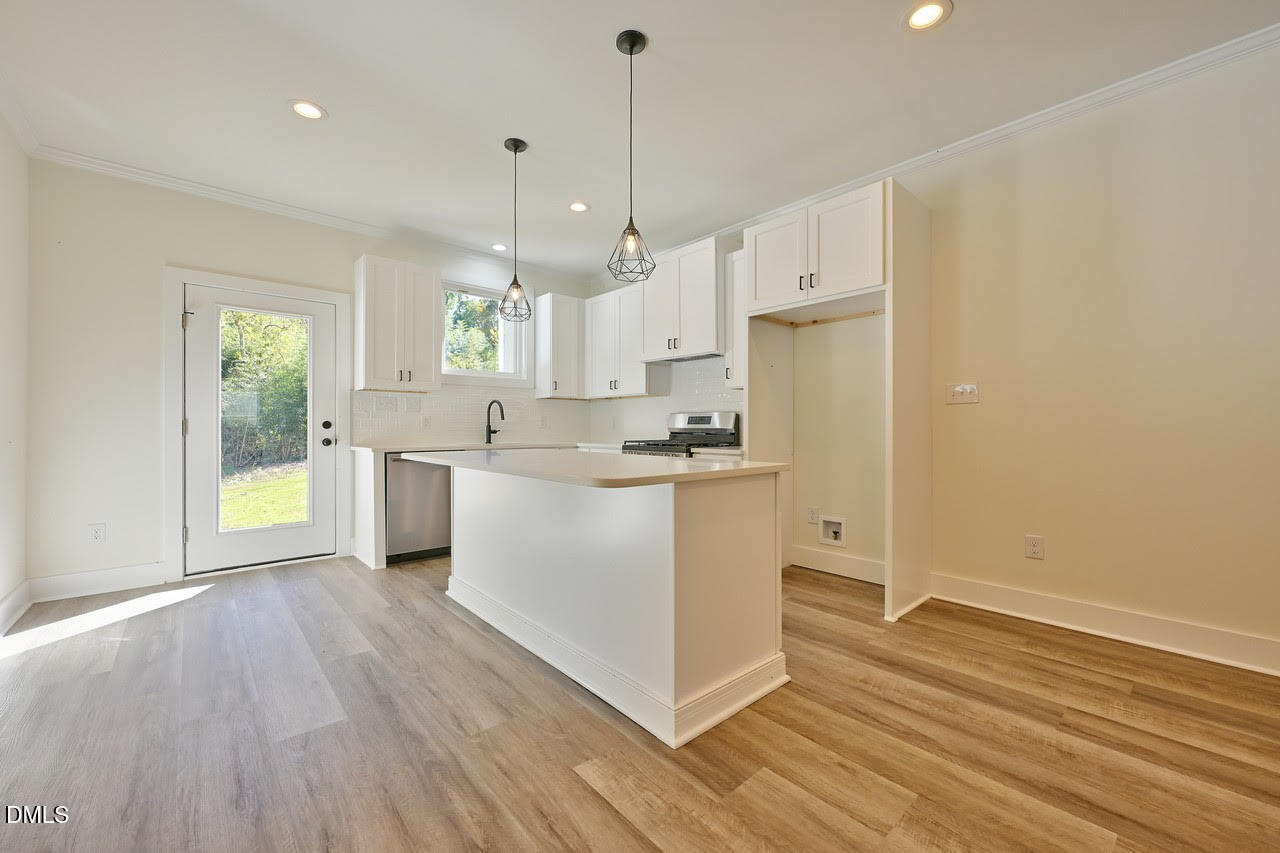 Durham, North Carolina 27703, United States, 3 Bedrooms Bedrooms, ,3 BathroomsBathrooms,Residential,Active,246103