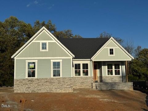 243 Harvester Road Angier NC 27501