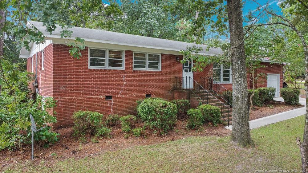 607 Oakdale Drive