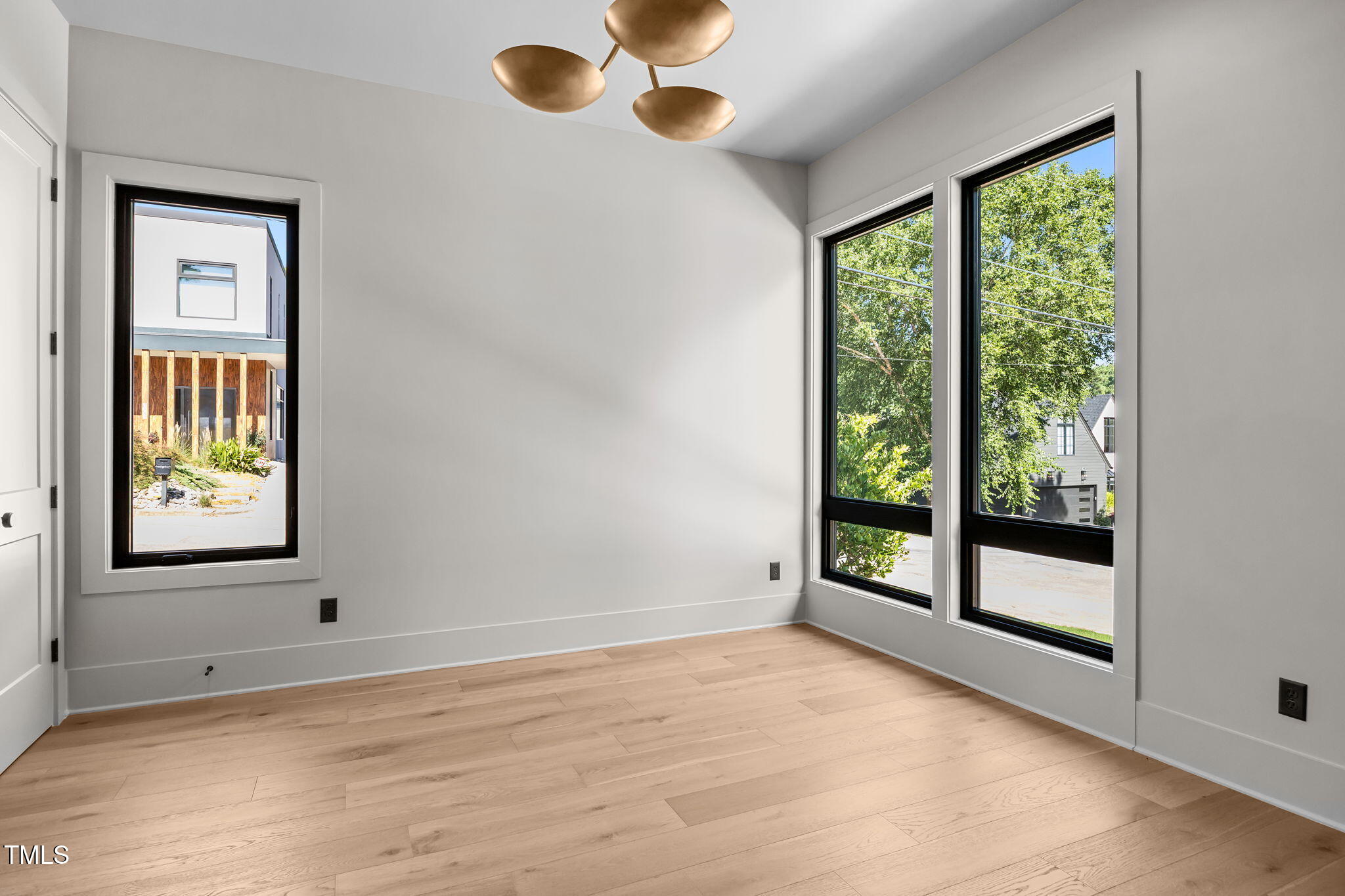 2321 Turners Alley