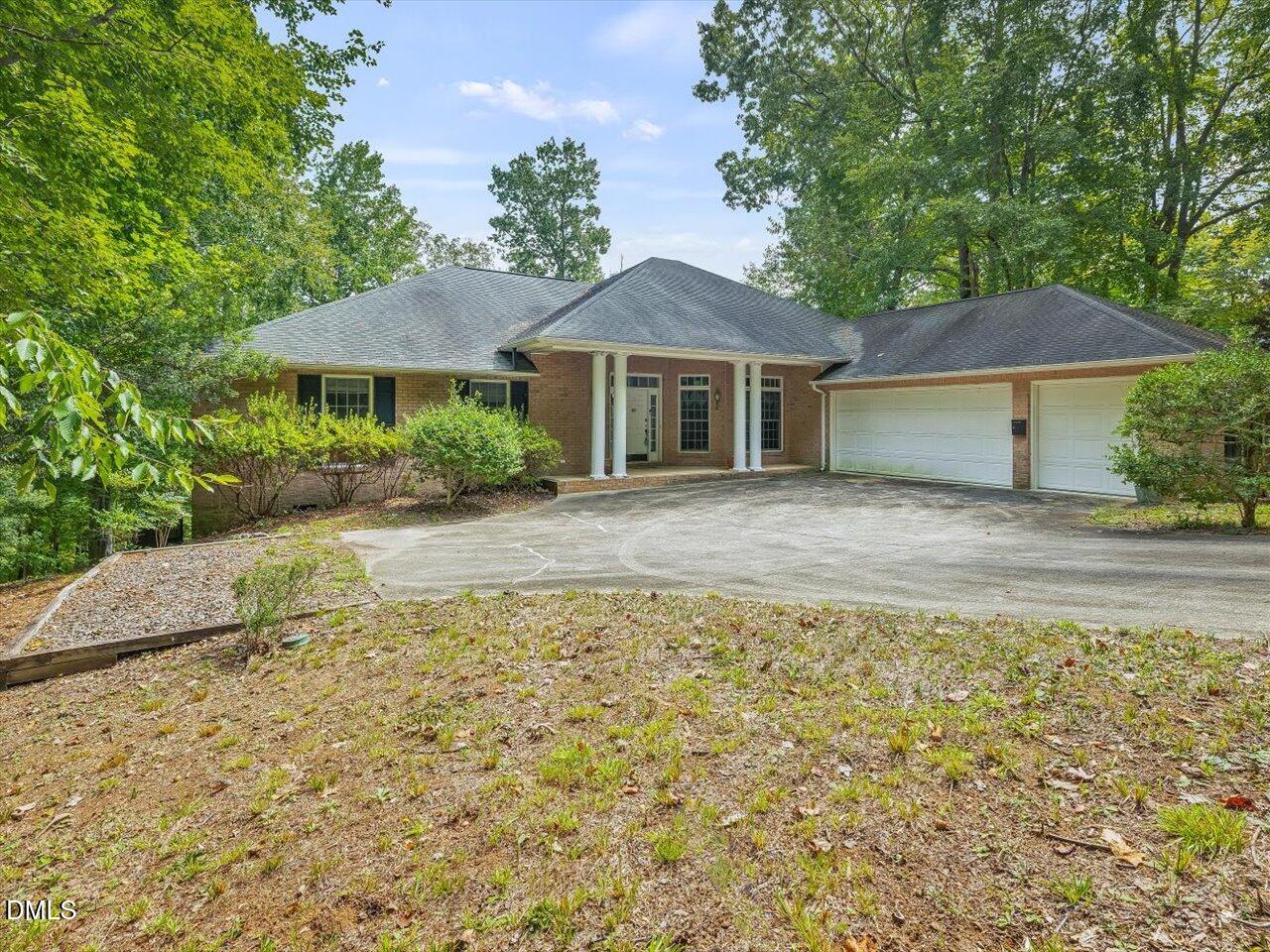 275 Lake Point