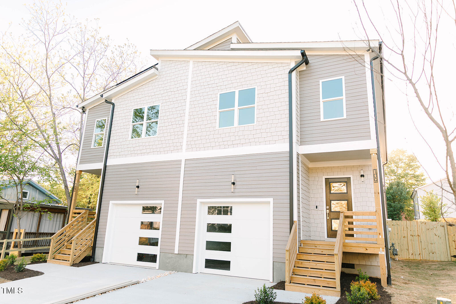 109 S Plum Street