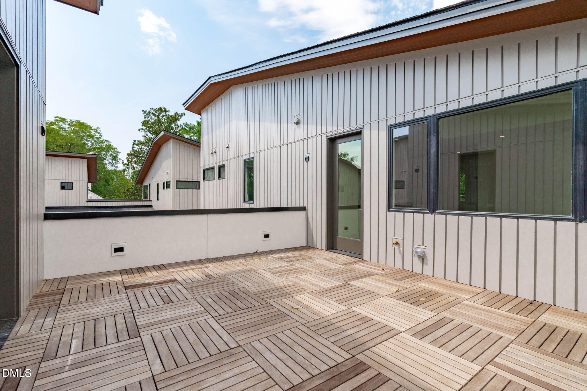 1808 Oberlin Road 101