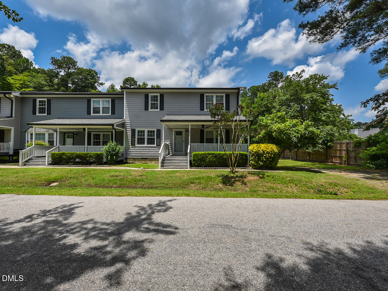 225 Douglas Street