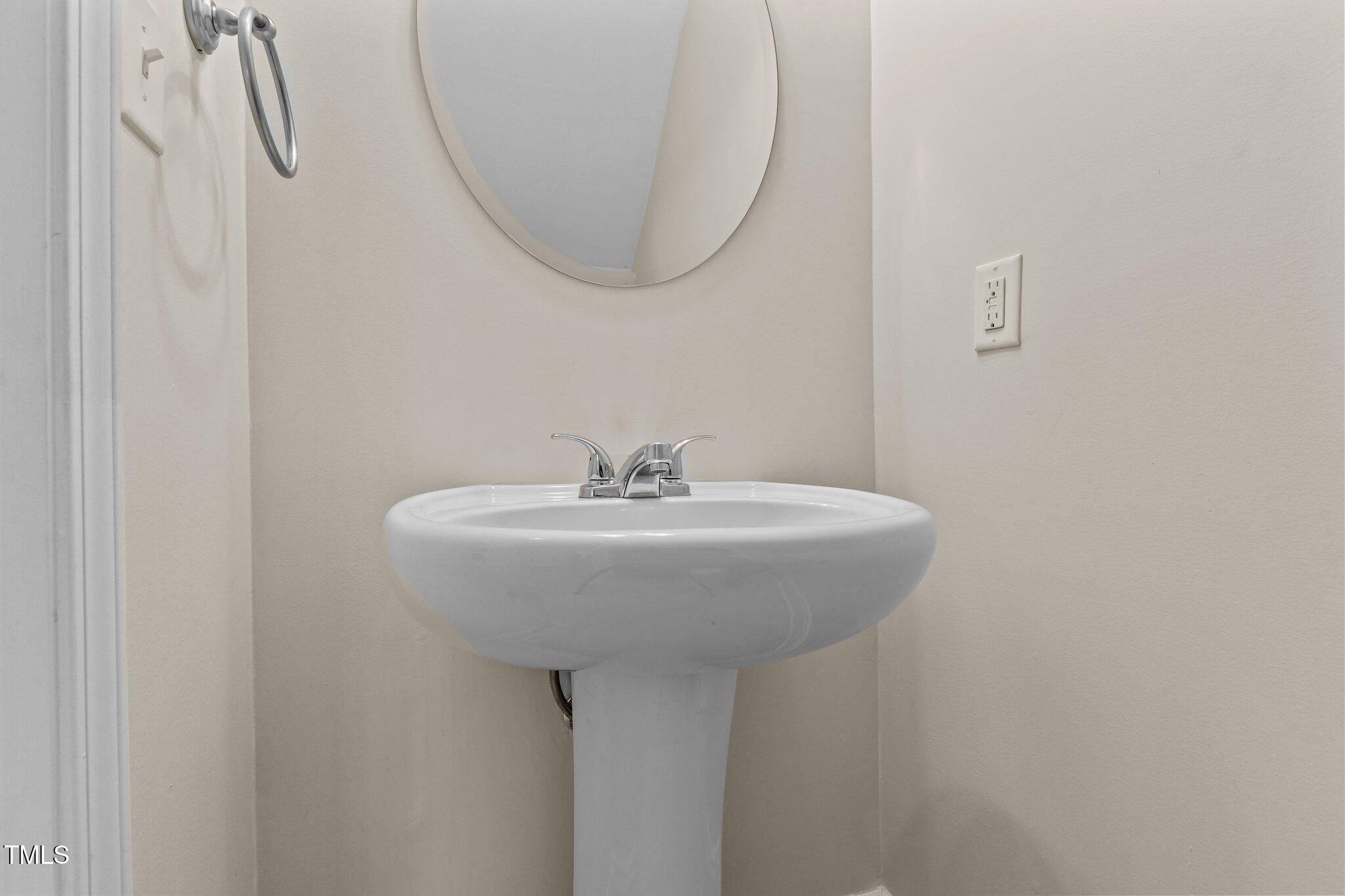 Pembroke, North Carolina 28372, United States, 3 Bedrooms Bedrooms, ,4 BathroomsBathrooms,Residential,Coming Soon,175291