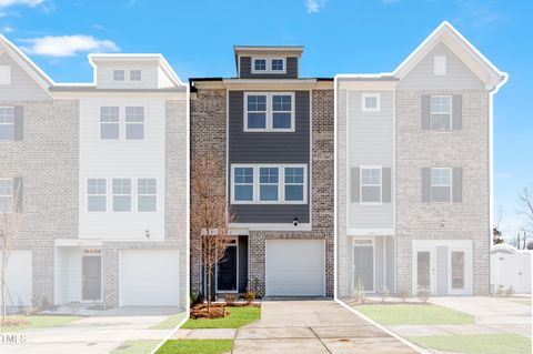 1917 Fishamble Street Fuquay Varina NC 27526