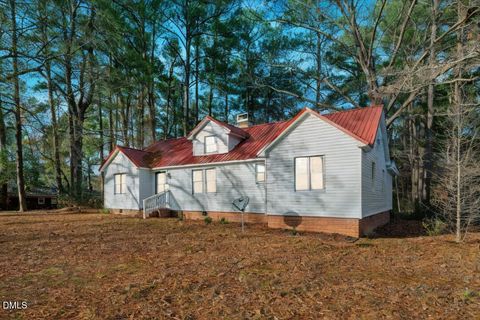 210 N Monroe Avenue Sanford NC 27330