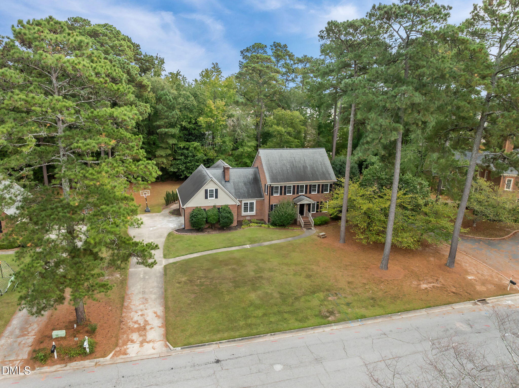 607 Queen Annes Road