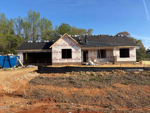216 N Movado Trail Kenly NC 27542