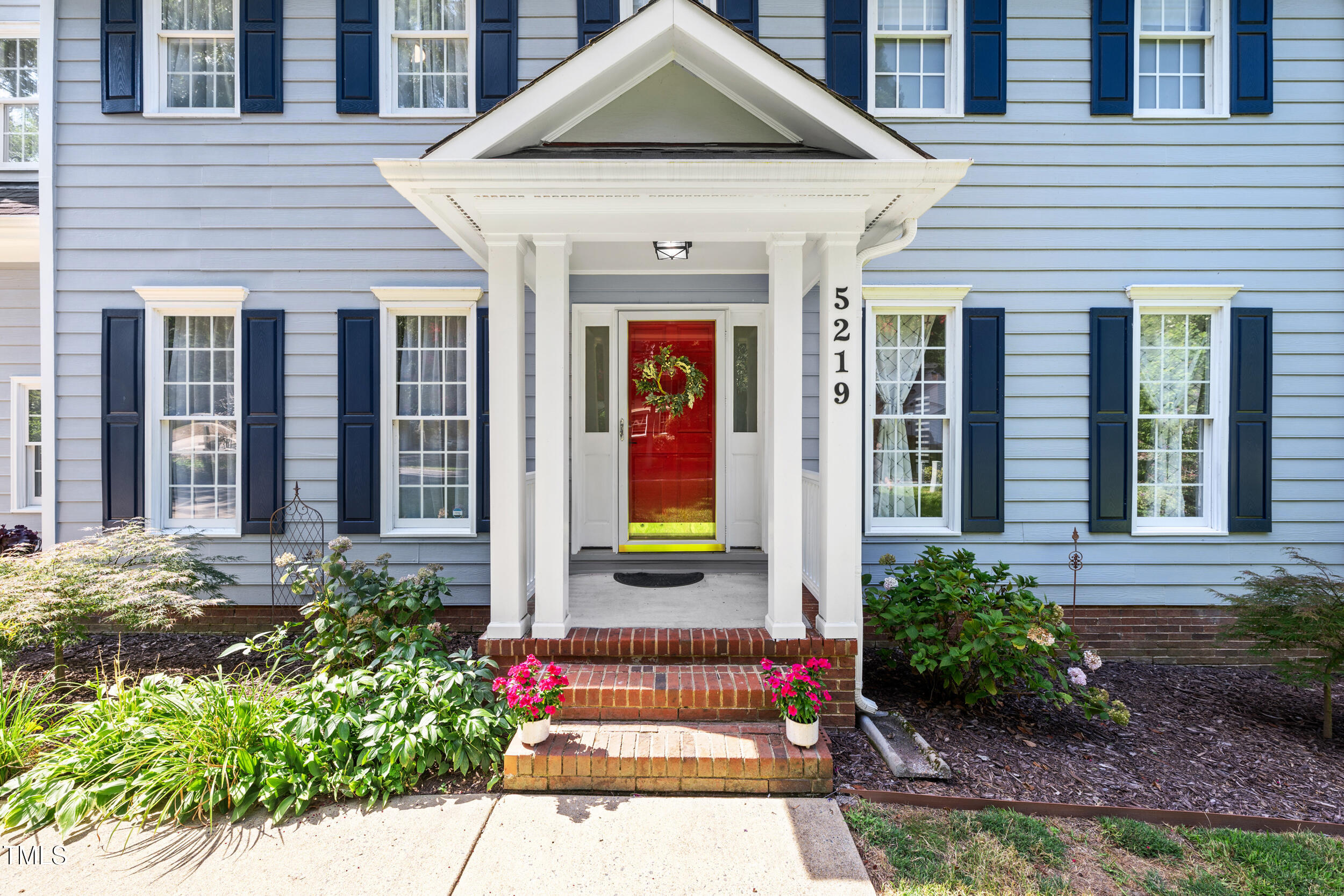 5219 Oakbrook Drive