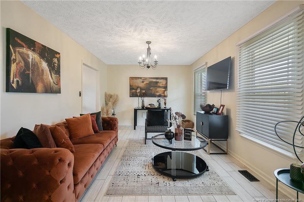 6213 Streeter Drive