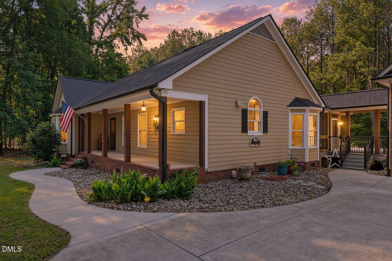 160 Baron Circle