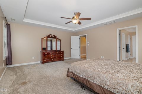 A home in Raeford