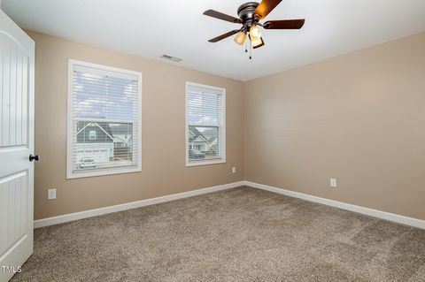 A home in Raeford