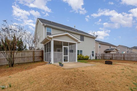 A home in Raeford