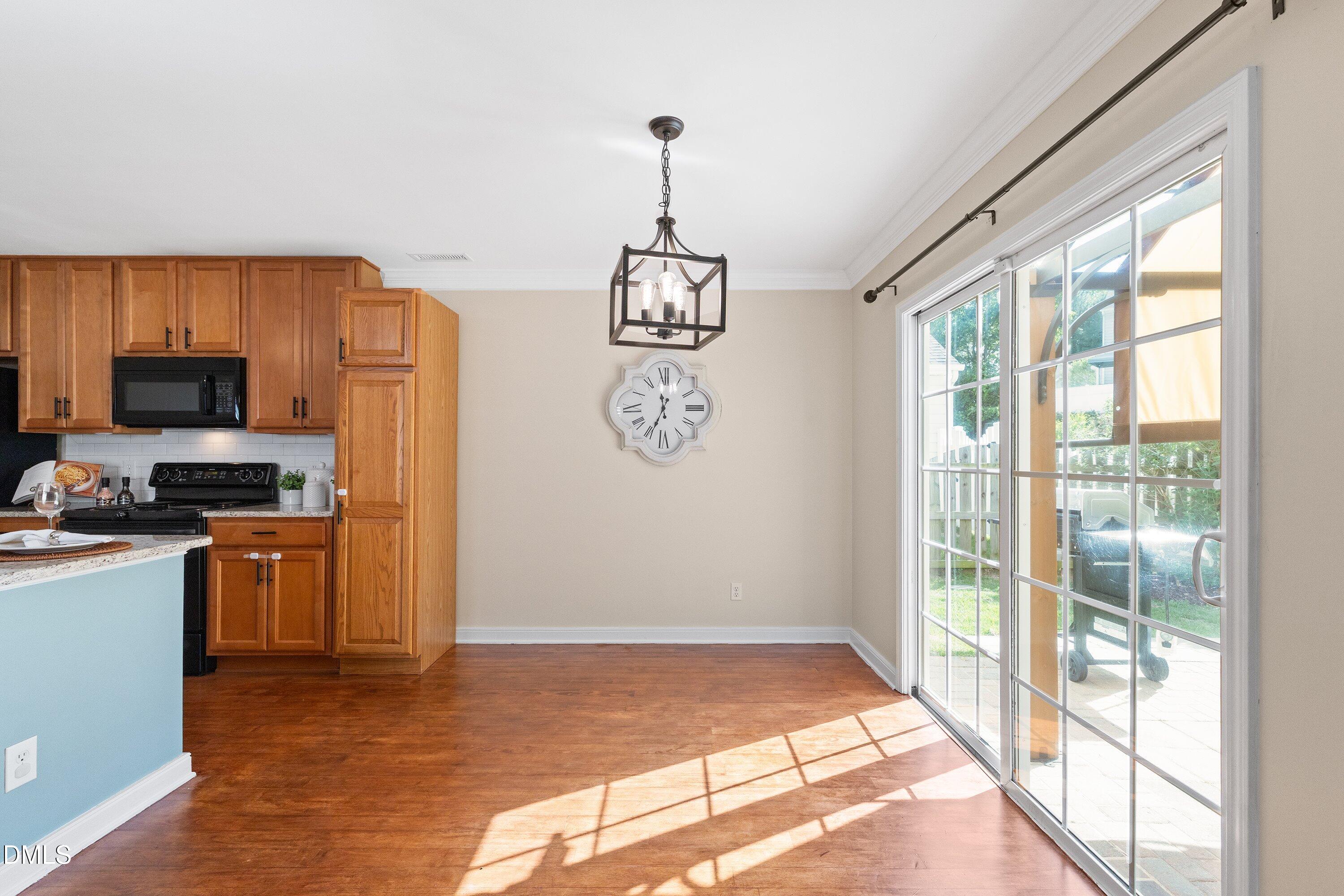 314 Inkster Cove