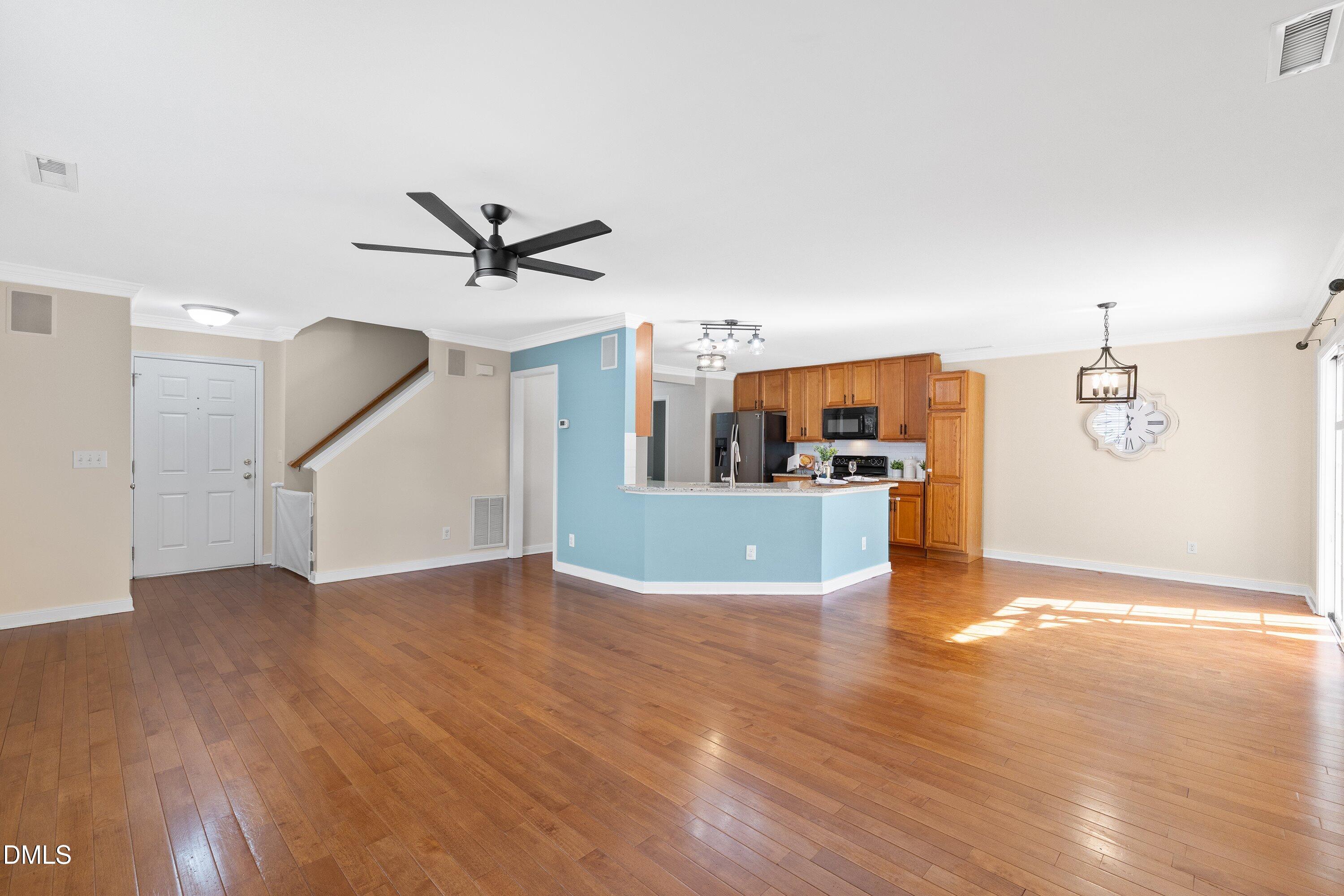 314 Inkster Cove