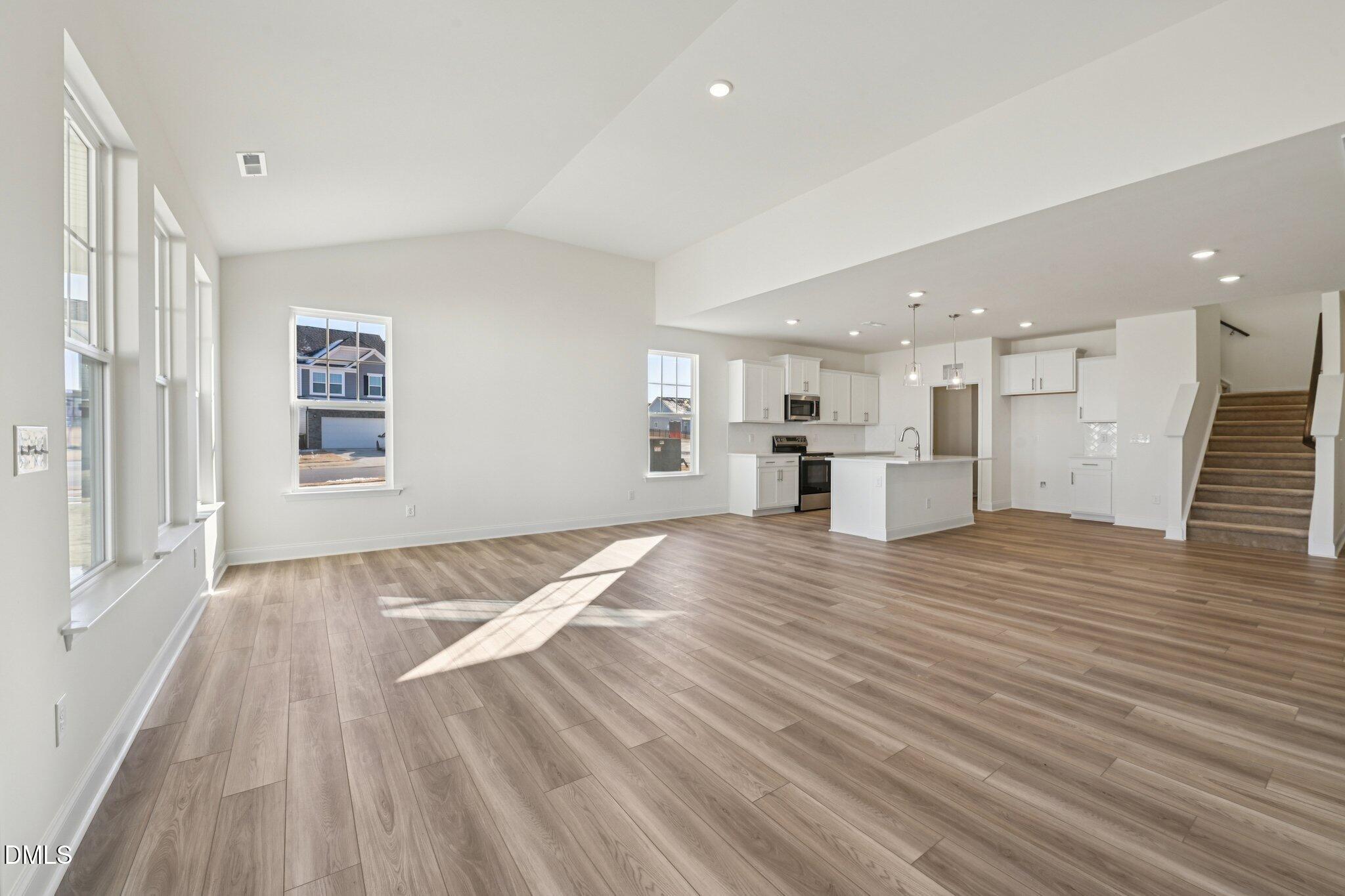124 Tillamook Lane