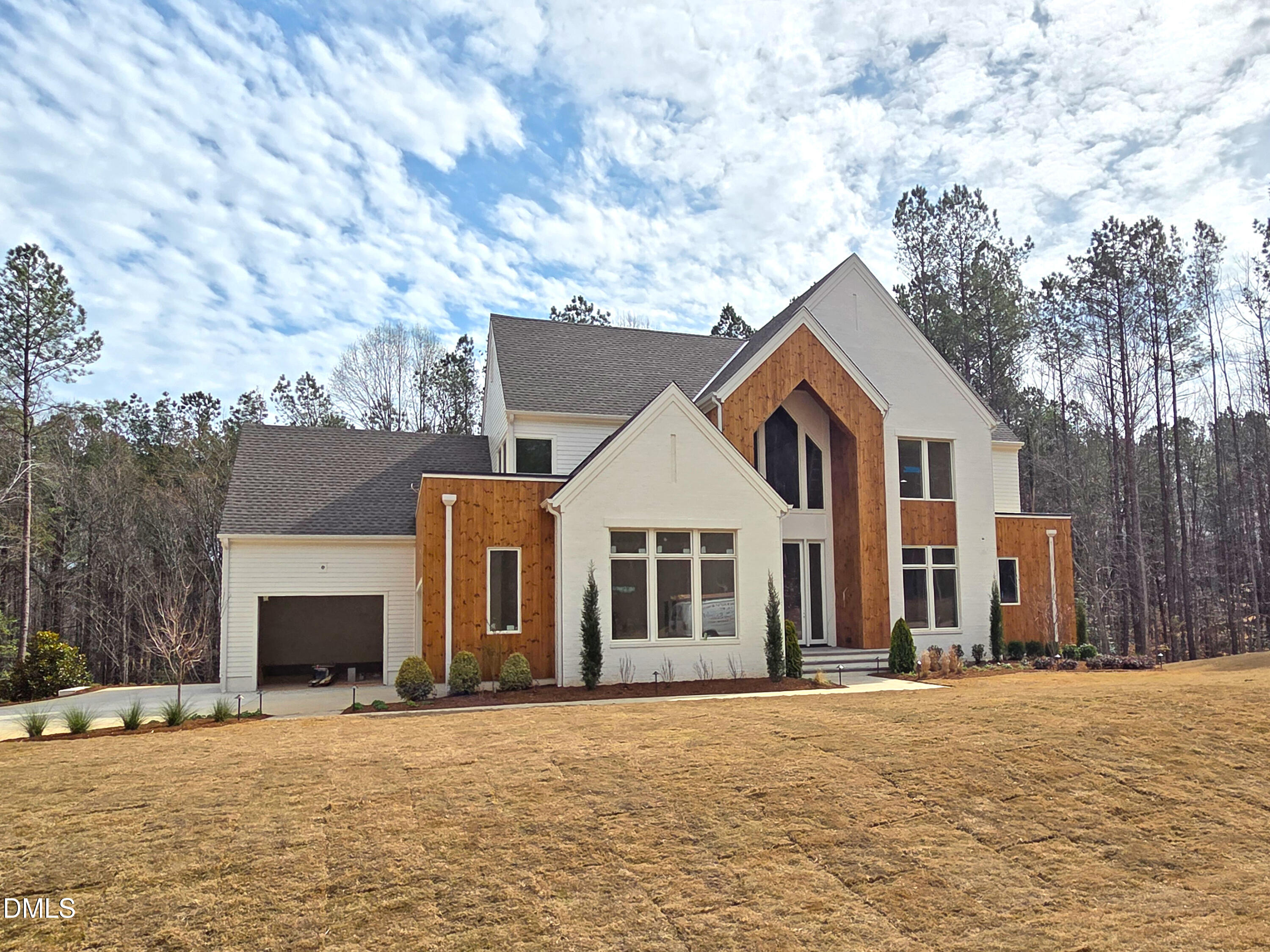 7608 Falls Creek Lane