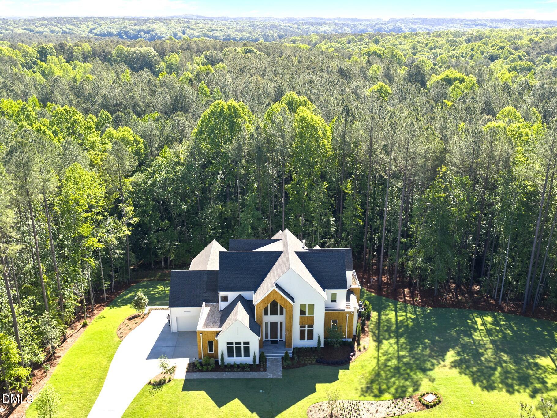 7608 Falls Creek Lane