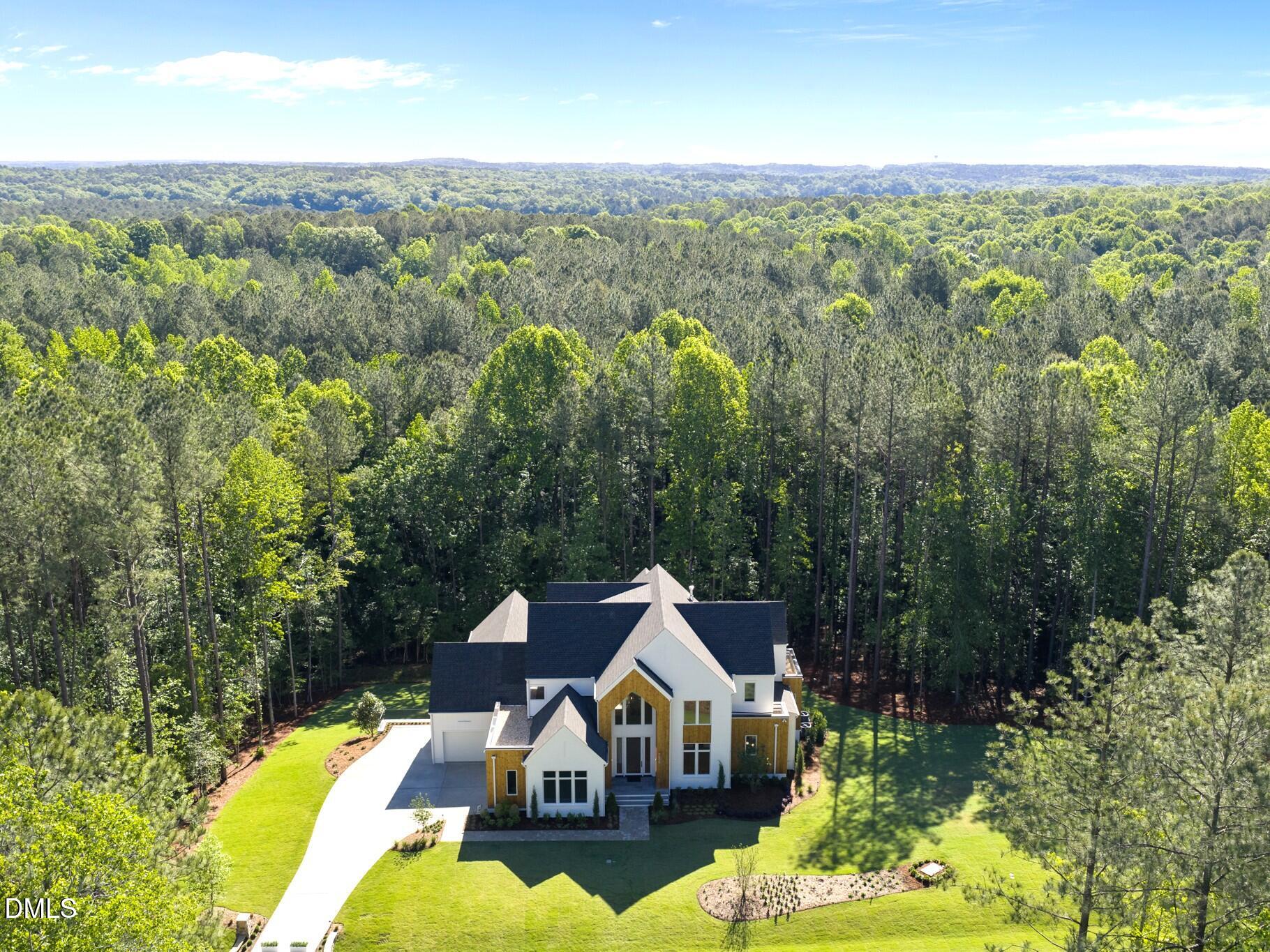 7608 Falls Creek Lane