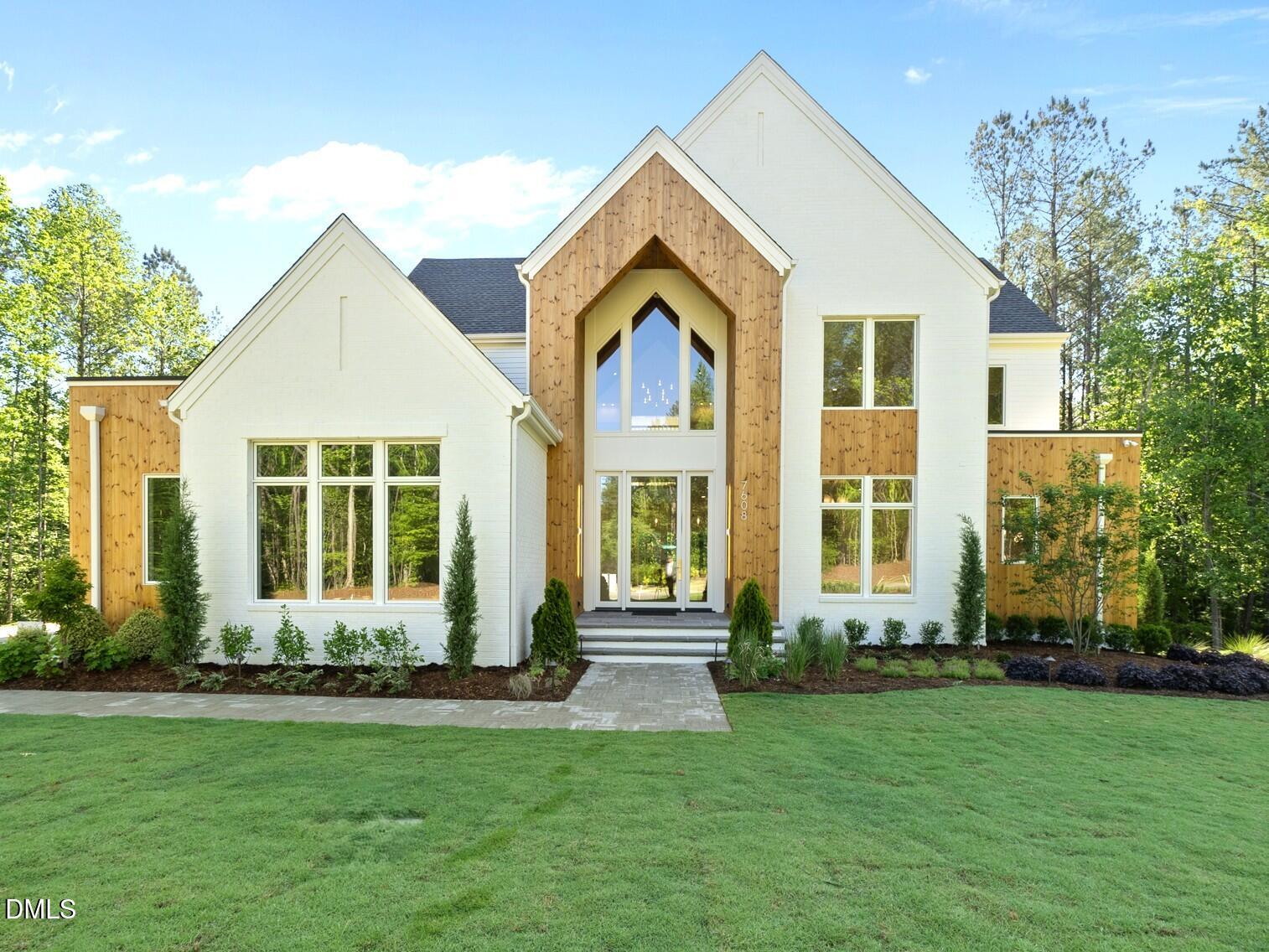7608 Falls Creek Lane