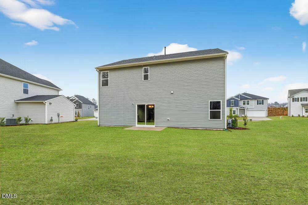 453 Hallingsfield Way