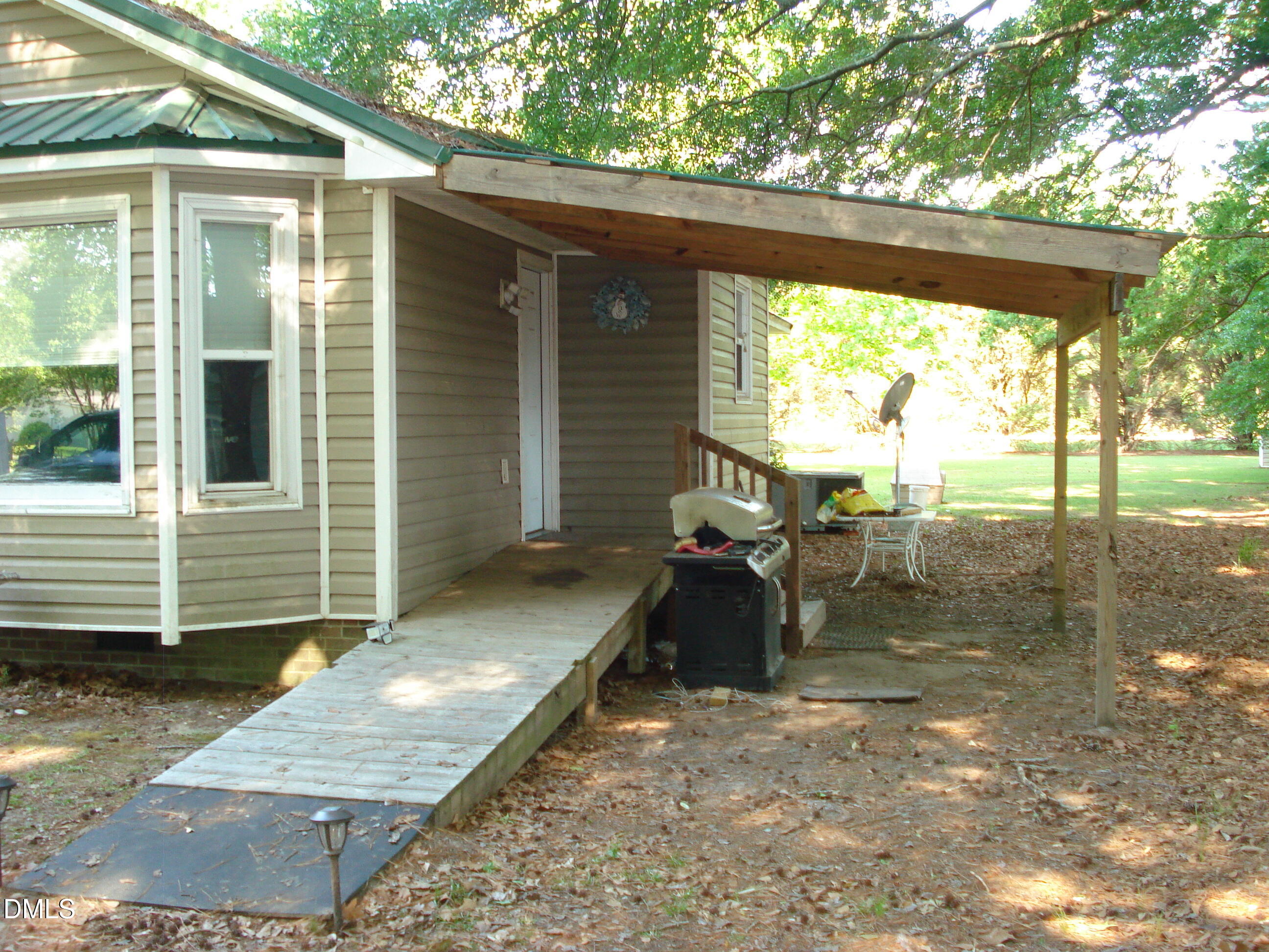 41 Deerfield Lane