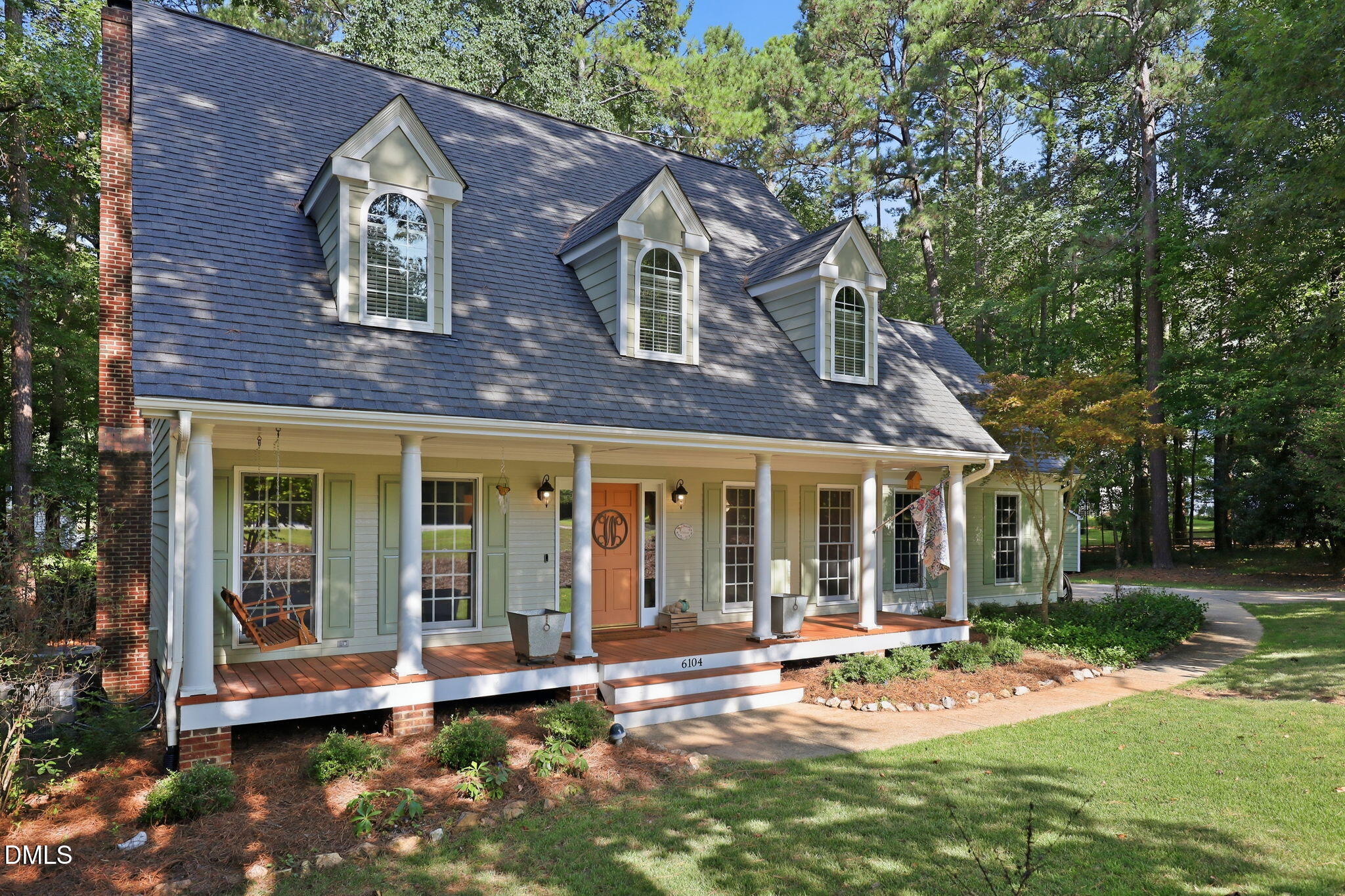 6104 King Croydon Court