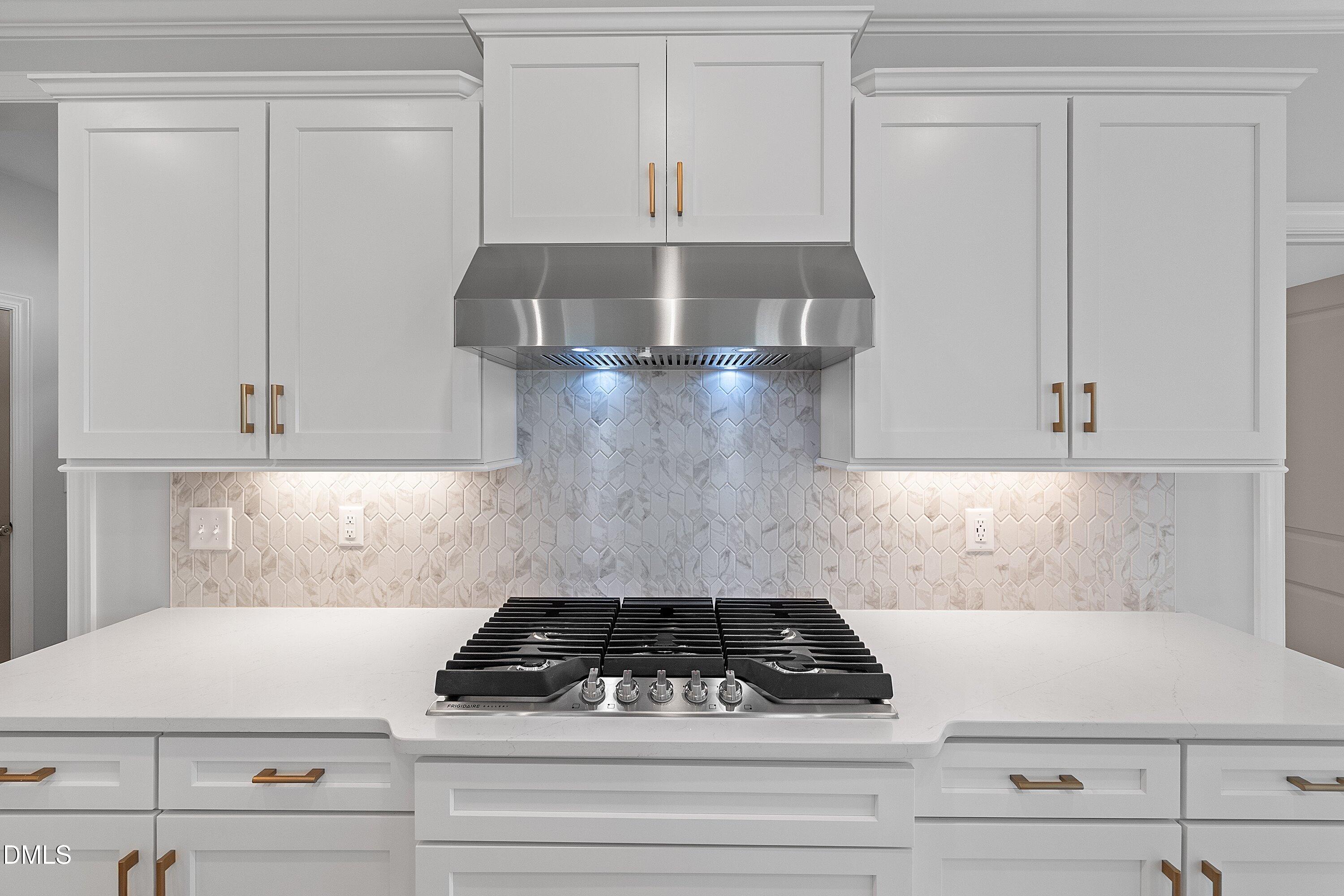 45 W Victoria Ridge Drive 32