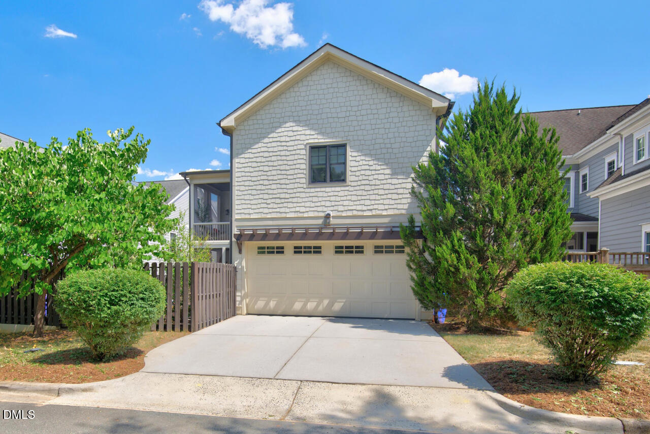 305 E Winmore Avenue