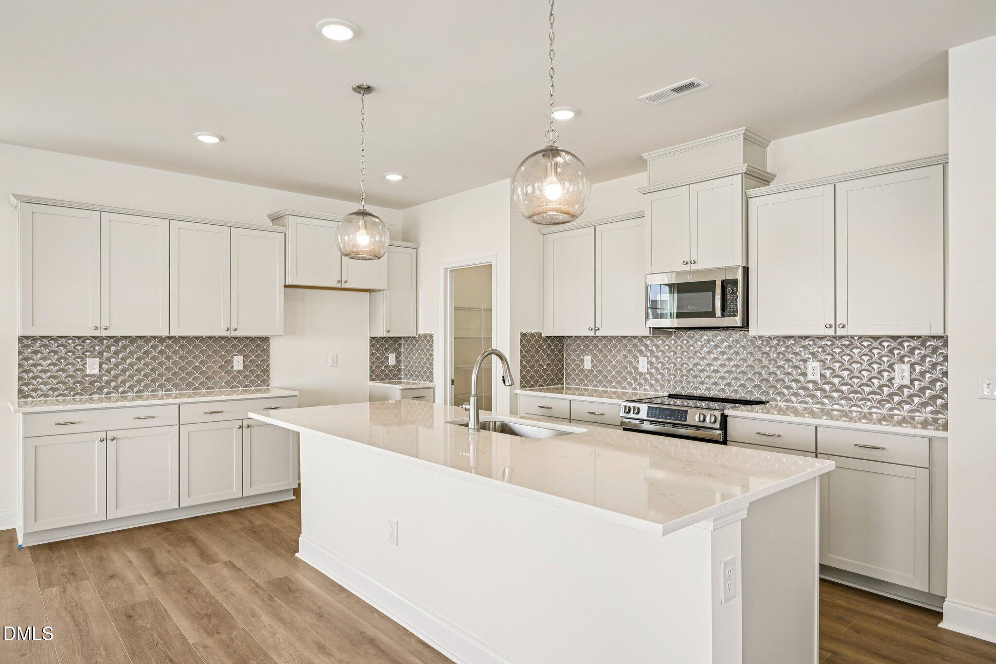 1069 Channel Drop Loop