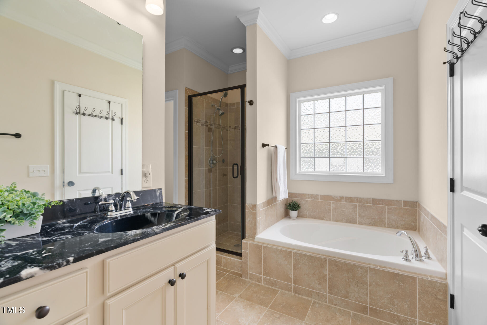 Sanford, North Carolina 27330, United States, 4 Bedrooms Bedrooms, ,3 BathroomsBathrooms,Residential,Active,136987