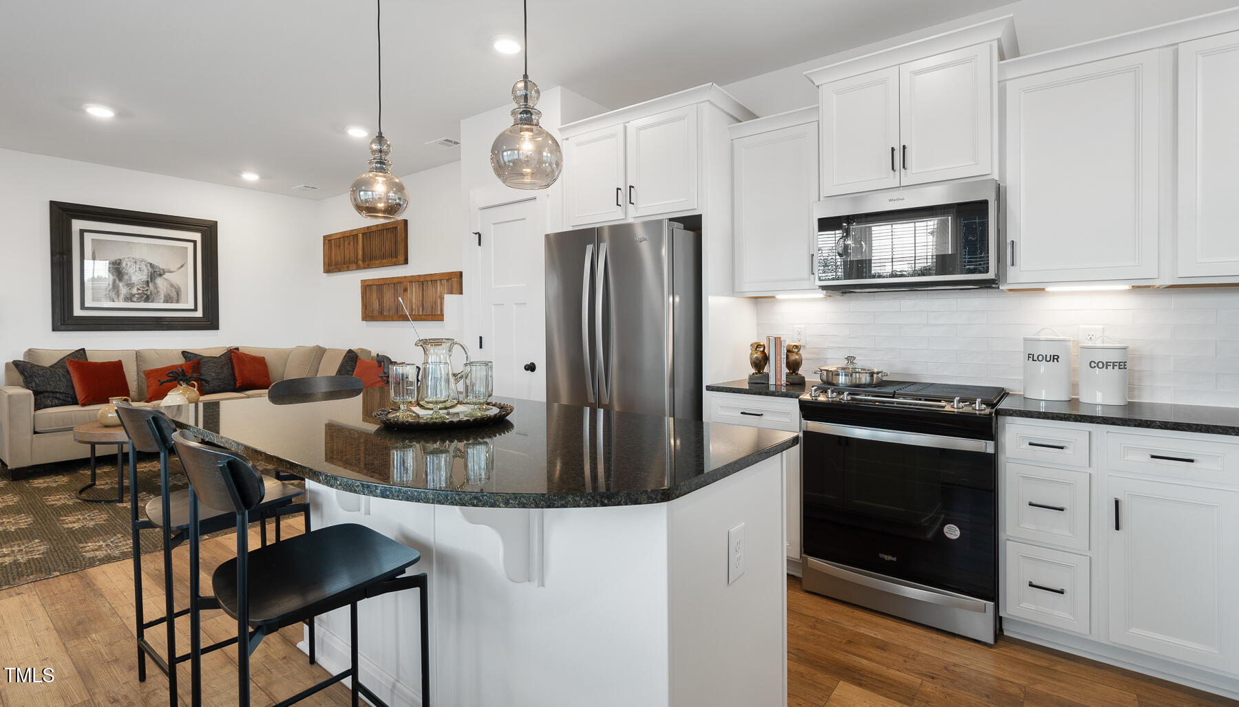 414 La Maison Avenue 6