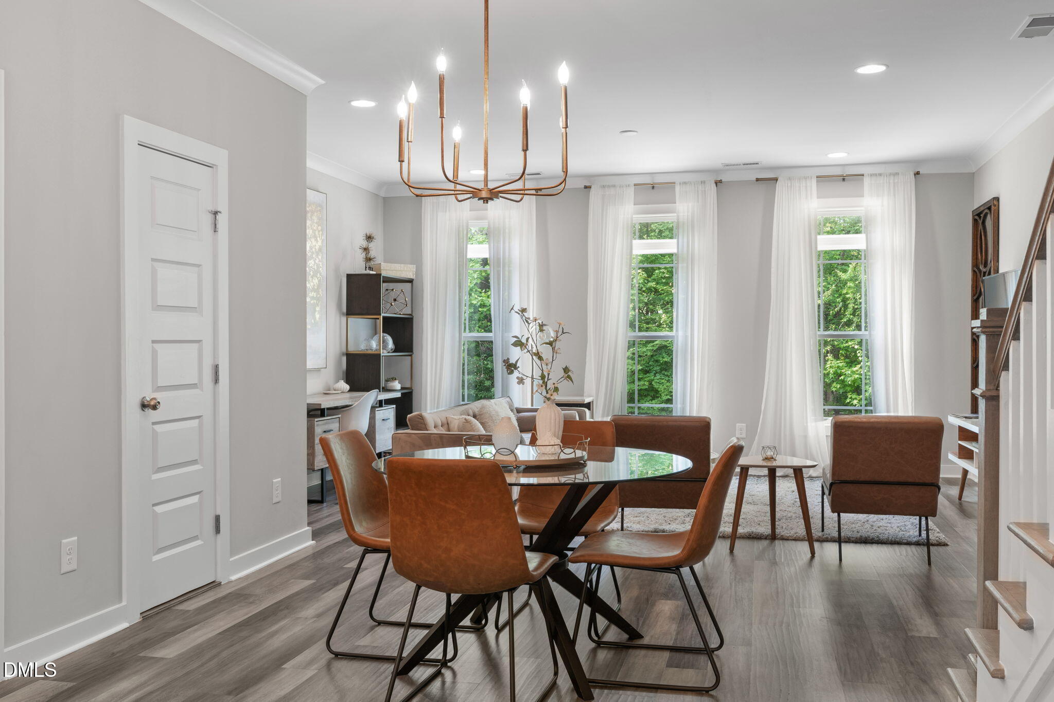 317 Luxe Hall Lane