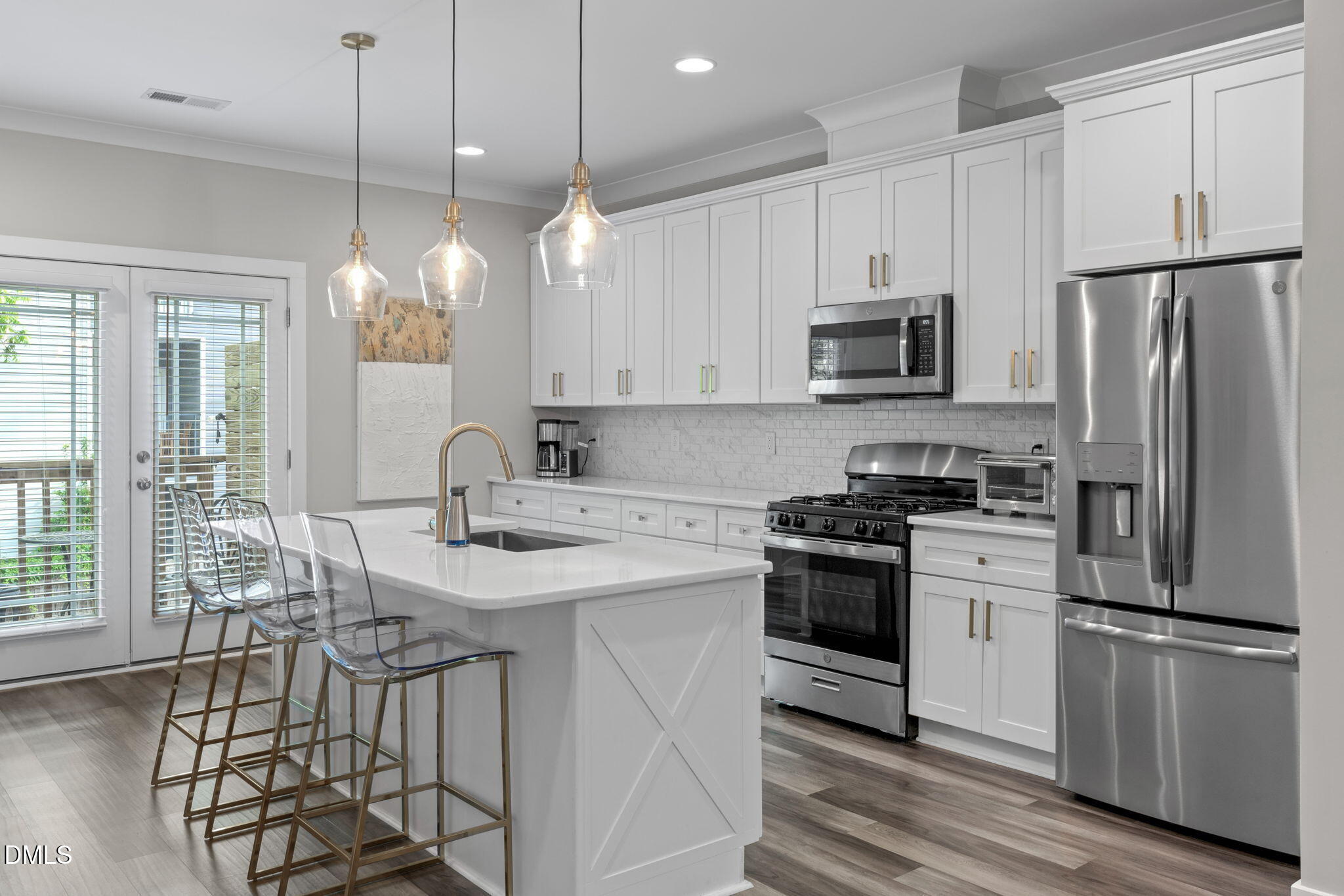 317 Luxe Hall Lane