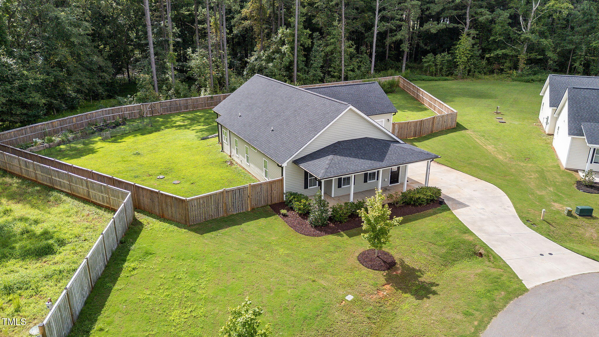 149 E Battery Circle