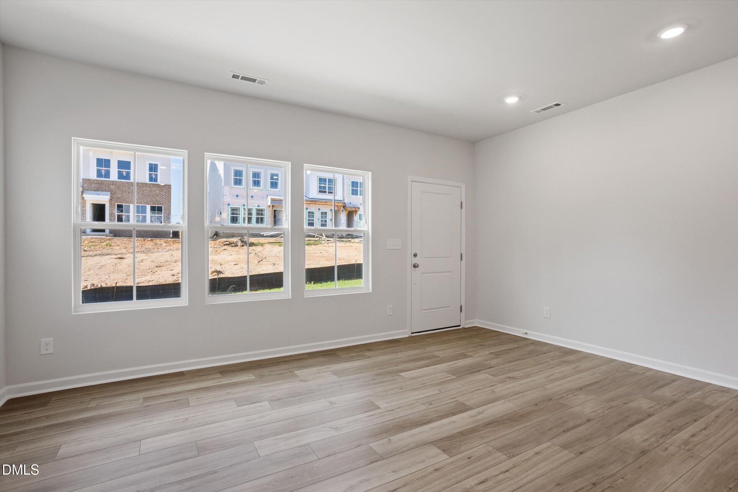 120 Flowering Maple Way 290