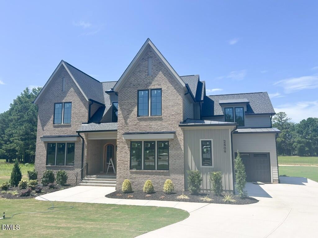 2509 Rosslare Pond Trail