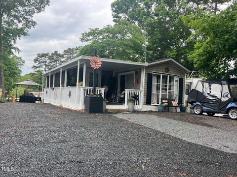 114 Spruce Street New London NC 28127