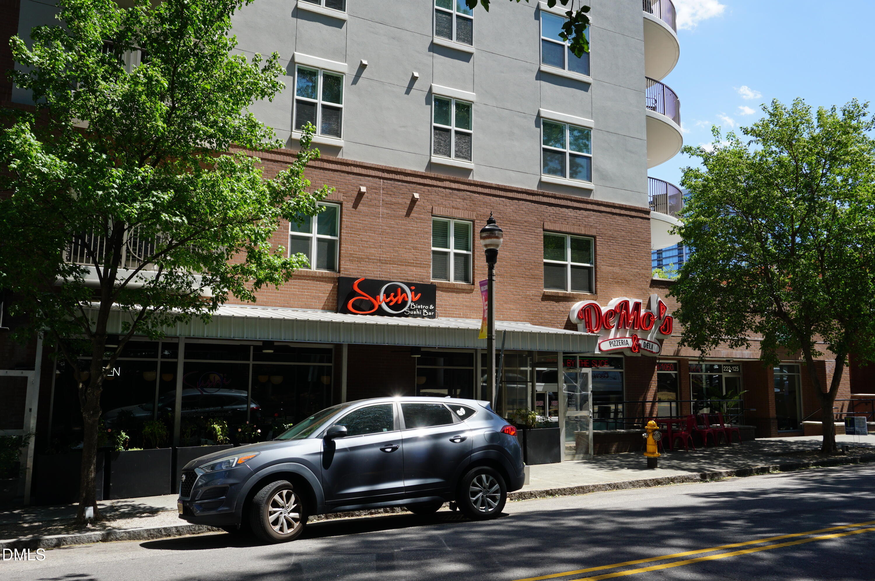 222 Glenwood Avenue 212