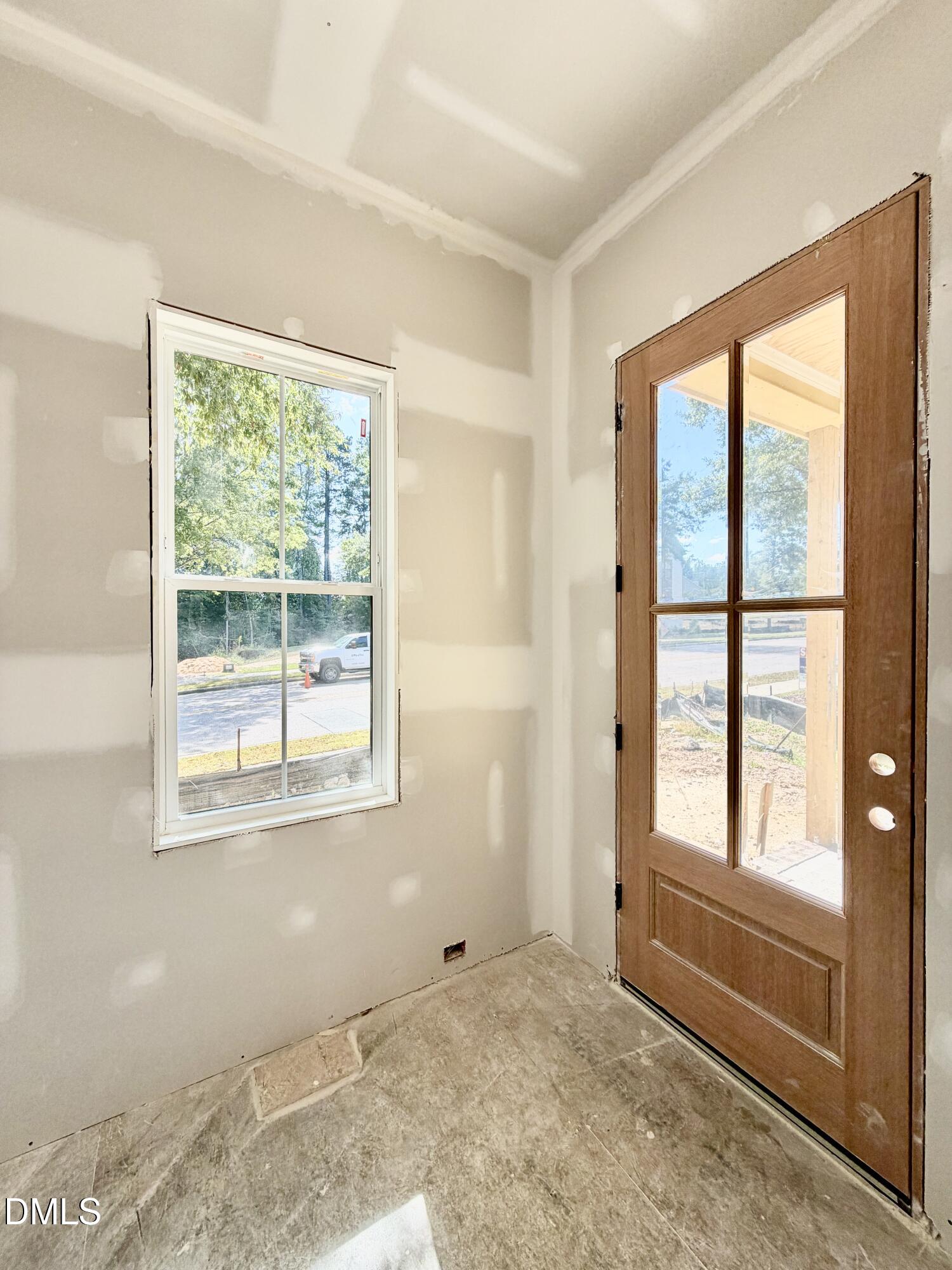 3825 Coach Lantern Avenue