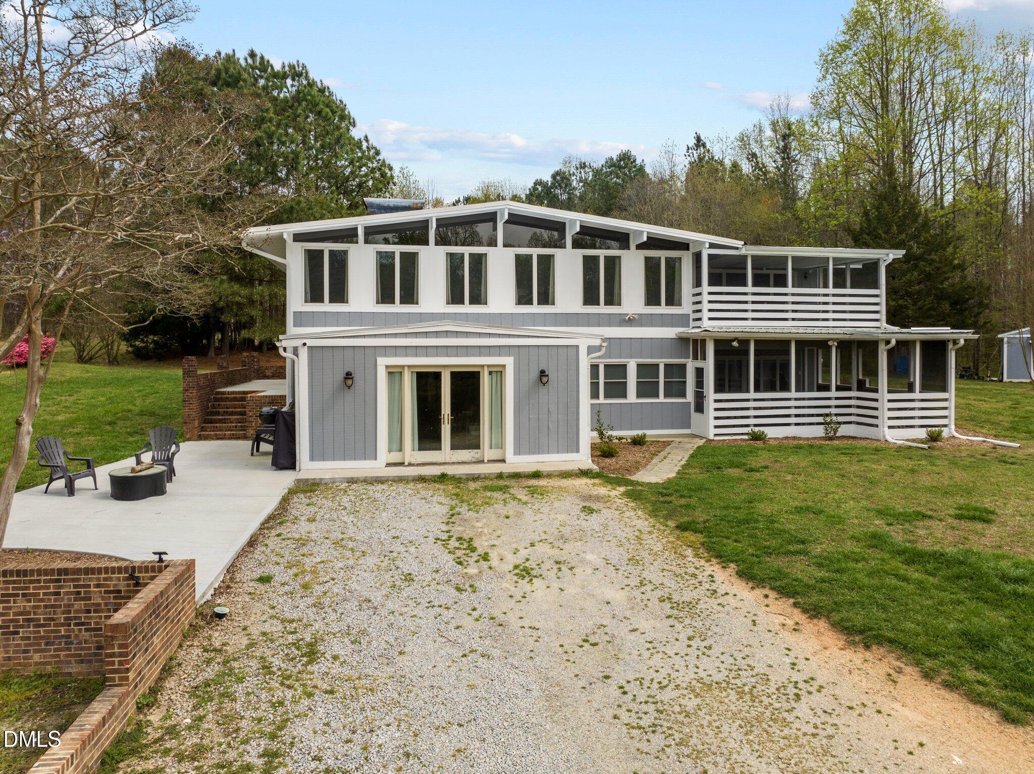 154 Hoyle Lane
