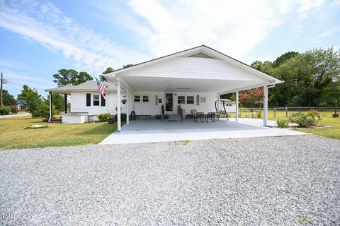 A home in Dunn