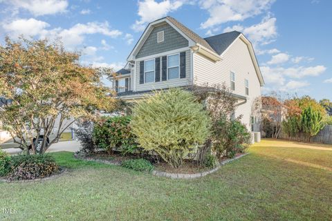 A home in Raeford