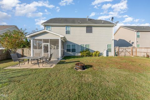 A home in Raeford