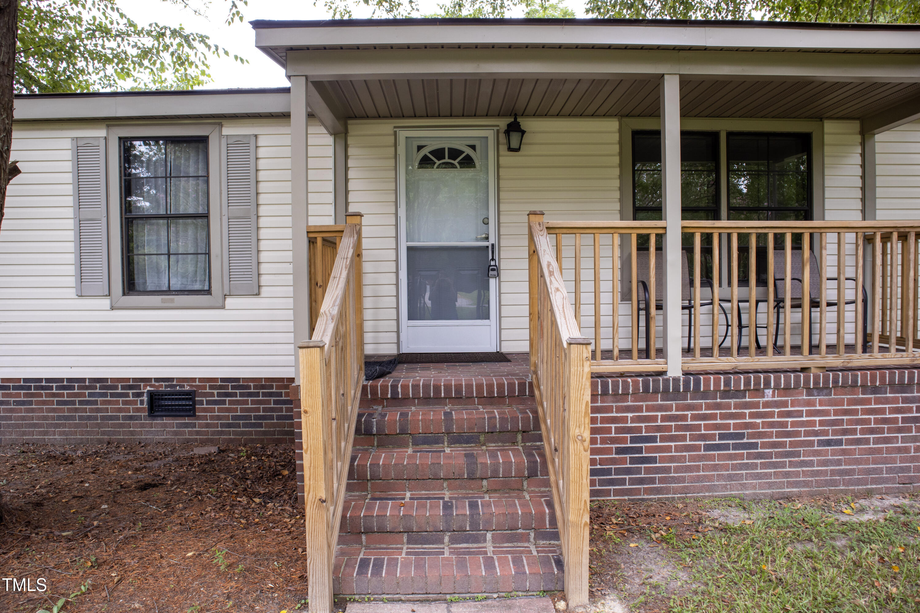 10034 Hwy 43 N