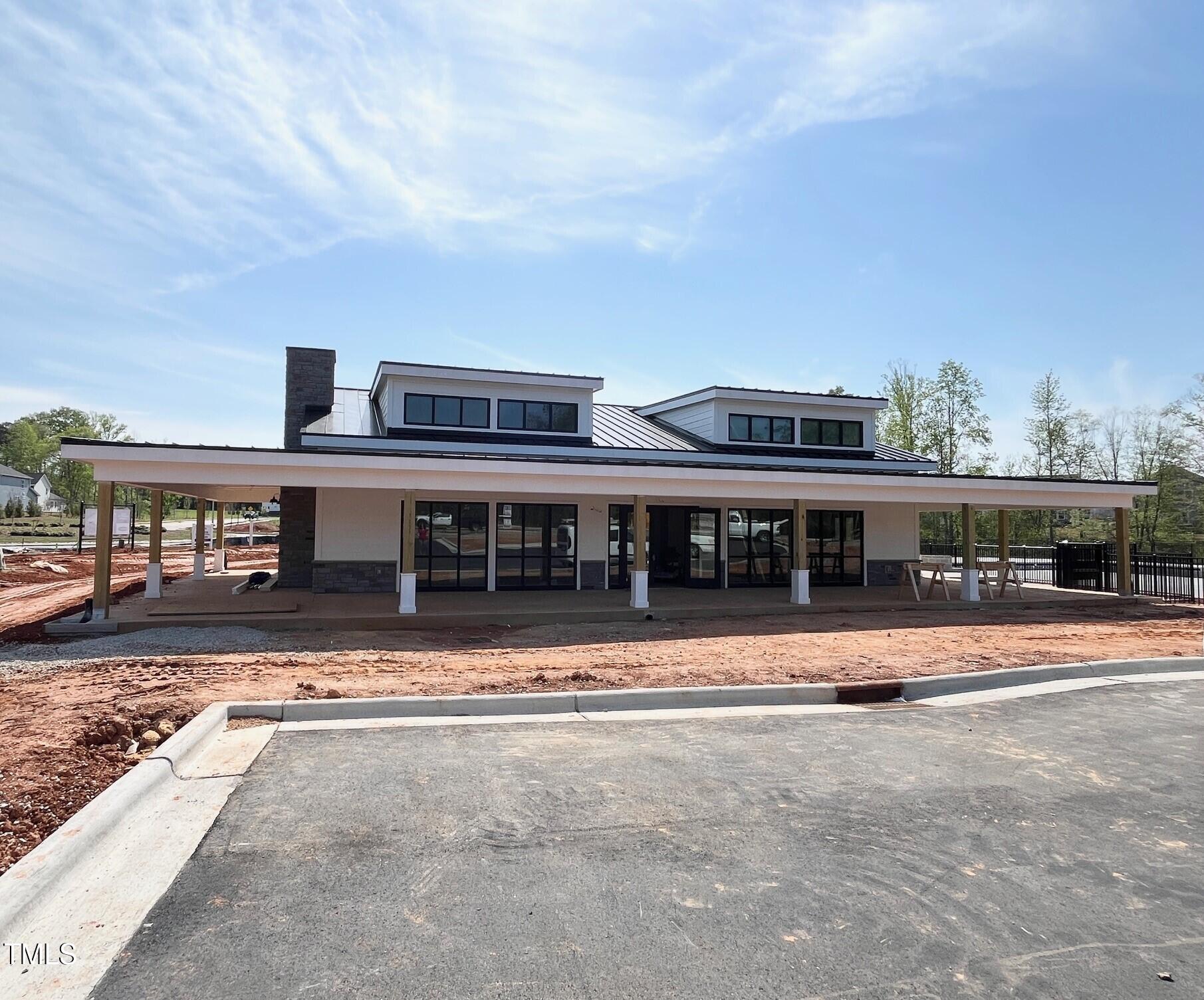 172 Kobus Court
